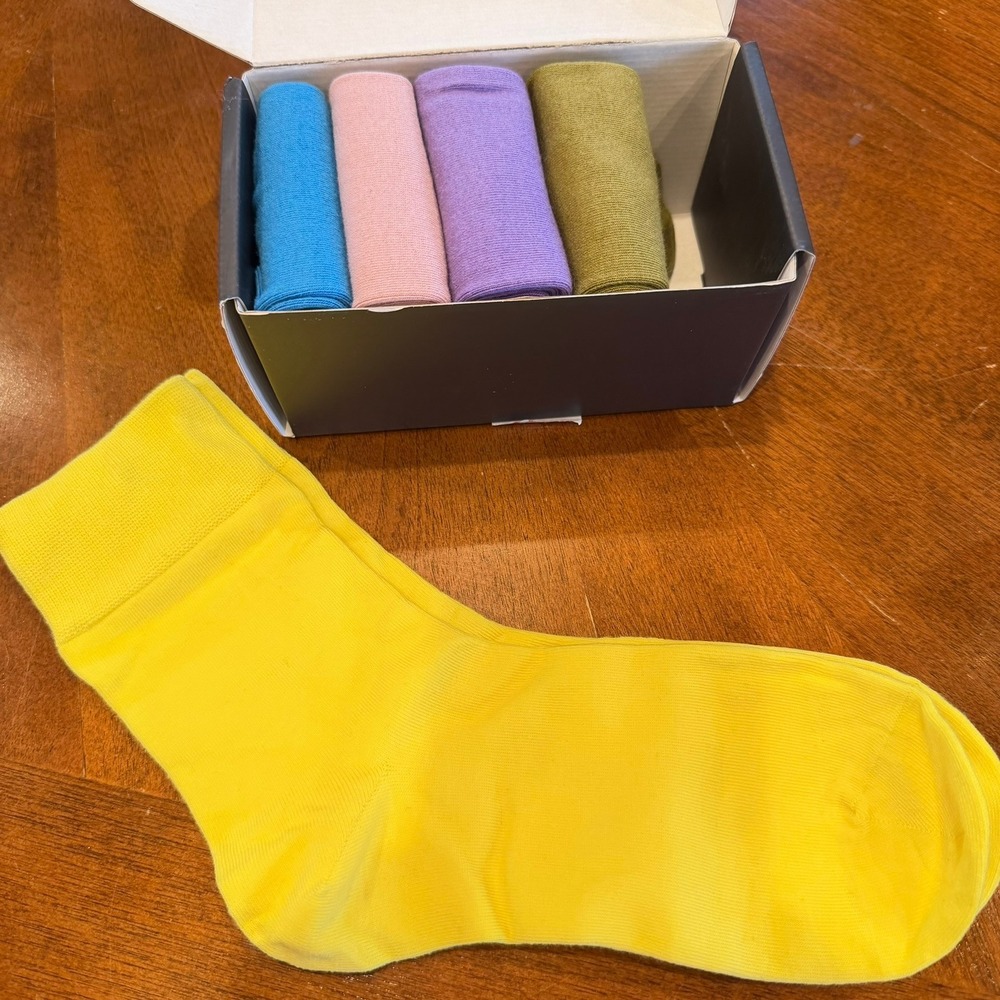 FGZ Crew Socks Trendy Colors 5 Pair Set Modern Womens OS Multicolor Cotton Blend